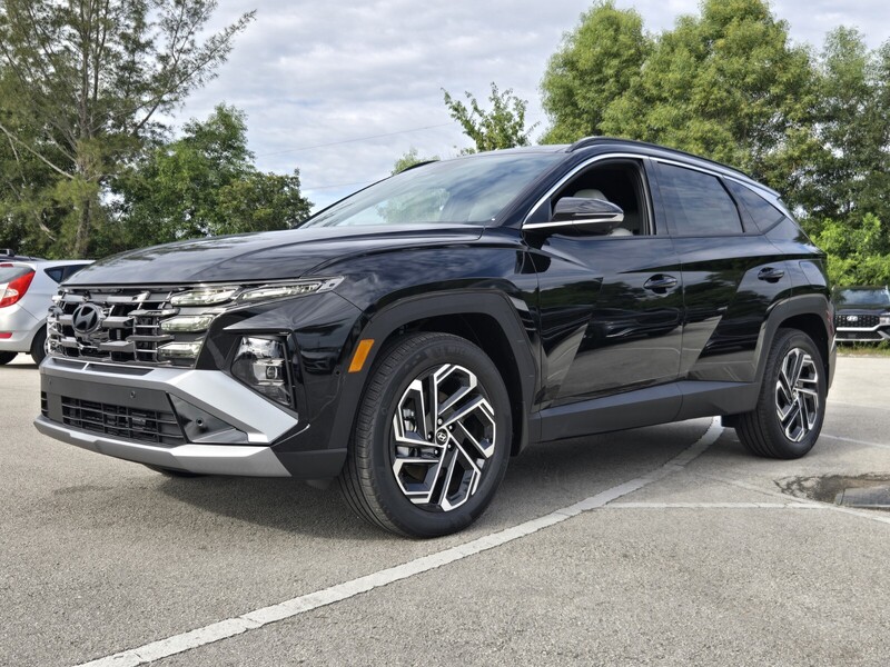 New 2026 HYUNDAI TUCSON HYBRID LIMITED AWD in DAVIE, FLORIDA