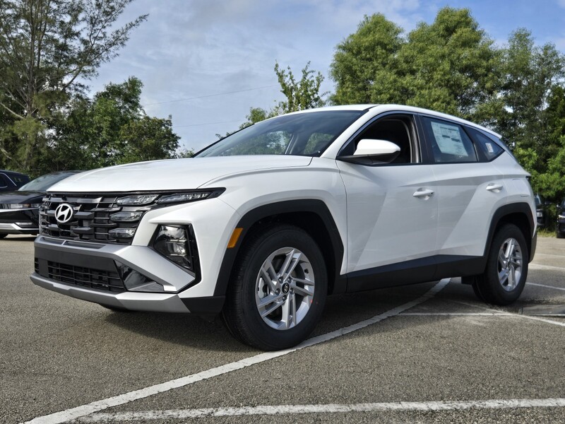 New 2026 HYUNDAI TUCSON SE FWD in DAVIE, FLORIDA