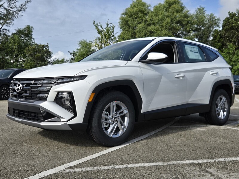 New 2026 HYUNDAI TUCSON SE FWD in DAVIE, FLORIDA