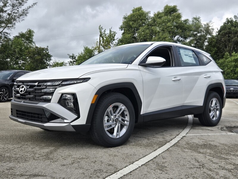 New 2026 HYUNDAI TUCSON SE FWD in DAVIE, FLORIDA