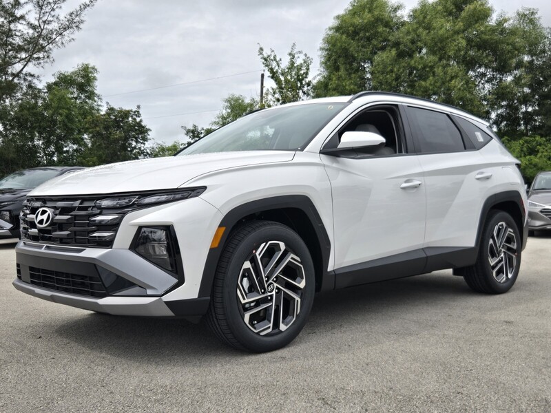 New 2026 HYUNDAI TUCSON SEL PLUS FWD in DAVIE, FLORIDA