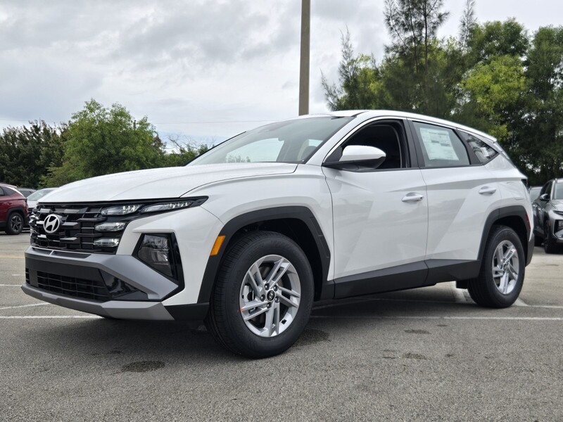 New 2026 HYUNDAI TUCSON SE FWD in DAVIE, FLORIDA