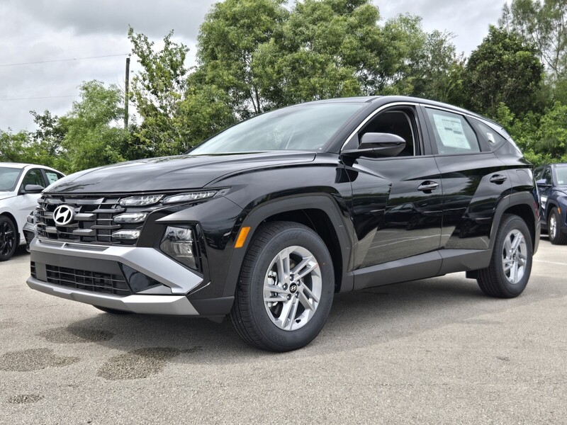 New 2026 HYUNDAI TUCSON SE FWD in DAVIE, FLORIDA