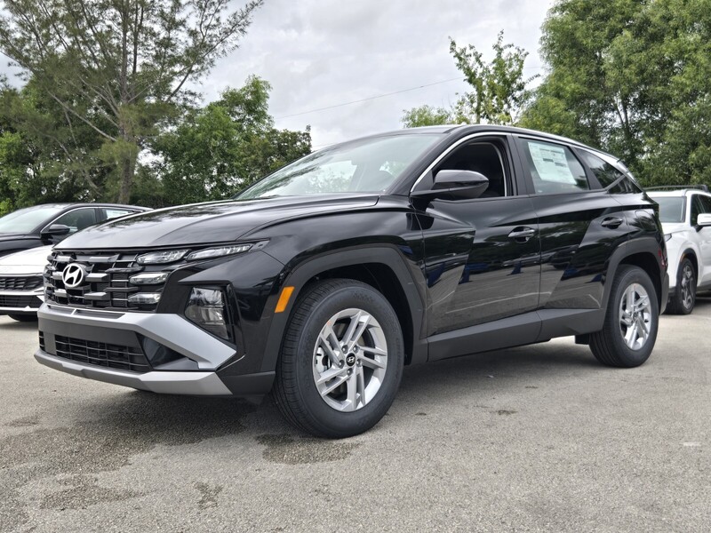 New 2026 HYUNDAI TUCSON SE FWD in DAVIE, FLORIDA