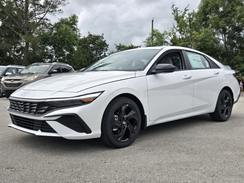 New 2026 HYUNDAI ELANTRA SEL Sport Plus Sedan in DAVIE, FLORIDA