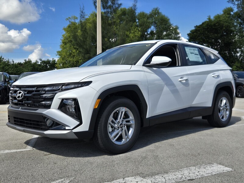 New 2026 HYUNDAI TUCSON SE FWD in DAVIE, FLORIDA