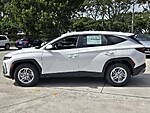 New 2026 HYUNDAI TUCSON SE FWD in DAVIE, FLORIDA (Photo 2)