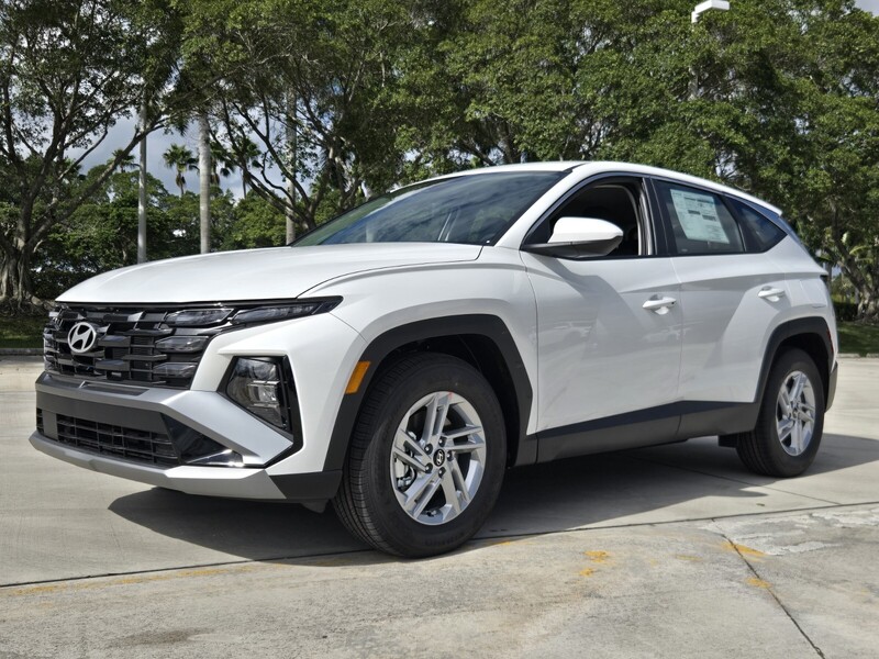 New 2026 HYUNDAI TUCSON SE FWD in DAVIE, FLORIDA