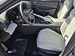 New 2026 HYUNDAI ELANTRA SEL SPORT PLUS SEDAN in DAVIE, FLORIDA (Photo 5)