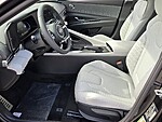 New 2026 HYUNDAI ELANTRA SEL SPORT PLUS SEDAN in DAVIE, FLORIDA (Photo 5)