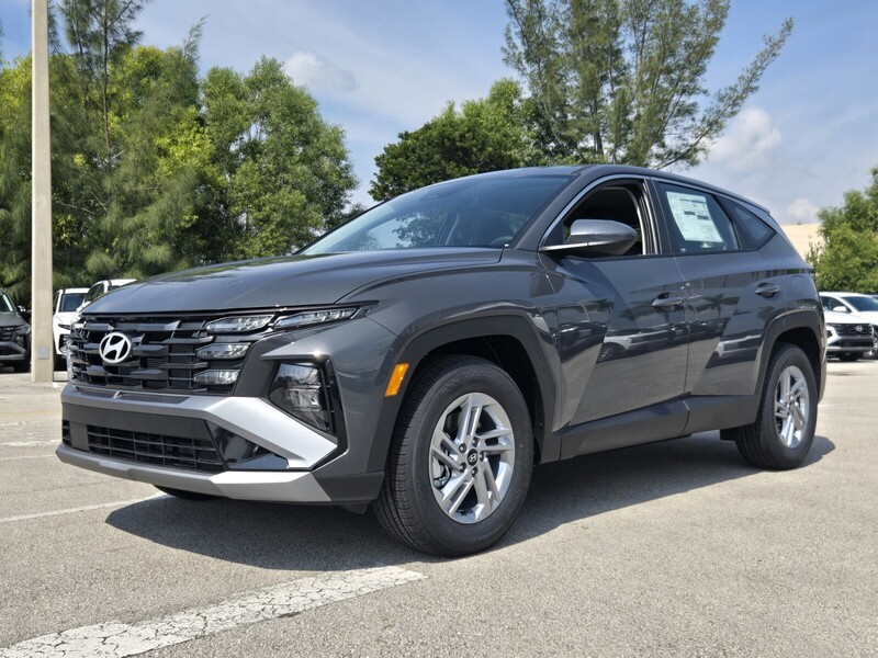 New 2026 HYUNDAI TUCSON SE FWD in DAVIE, FLORIDA