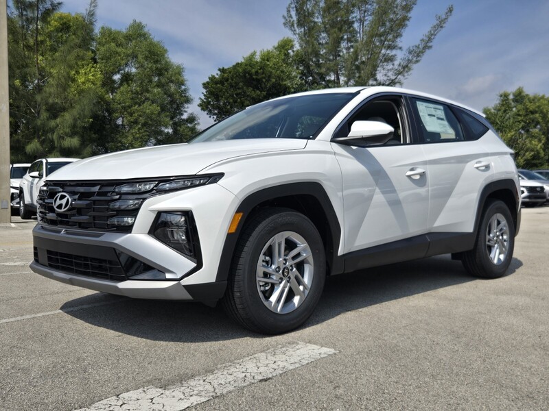 New 2026 HYUNDAI TUCSON SE FWD in DAVIE, FLORIDA