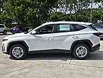 New 2026 HYUNDAI TUCSON SE FWD in DAVIE, FLORIDA (Photo 2)