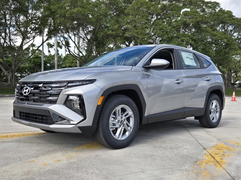 New 2026 HYUNDAI TUCSON SE FWD in DAVIE, FLORIDA