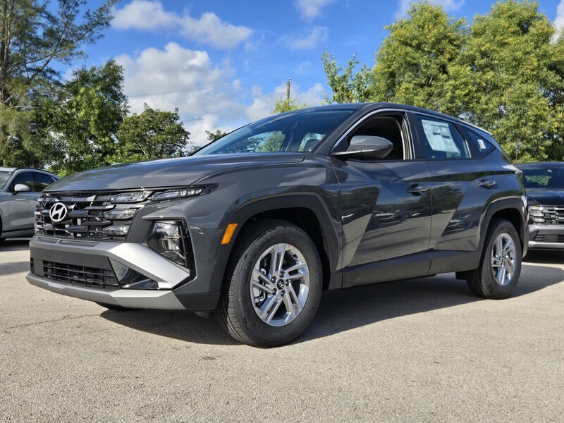 New 2026 HYUNDAI TUCSON SE FWD in DAVIE, FLORIDA