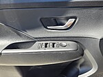 New 2027 HYUNDAI KONA SEL PREMIUM FWD in DAVIE, FLORIDA (Photo 15)