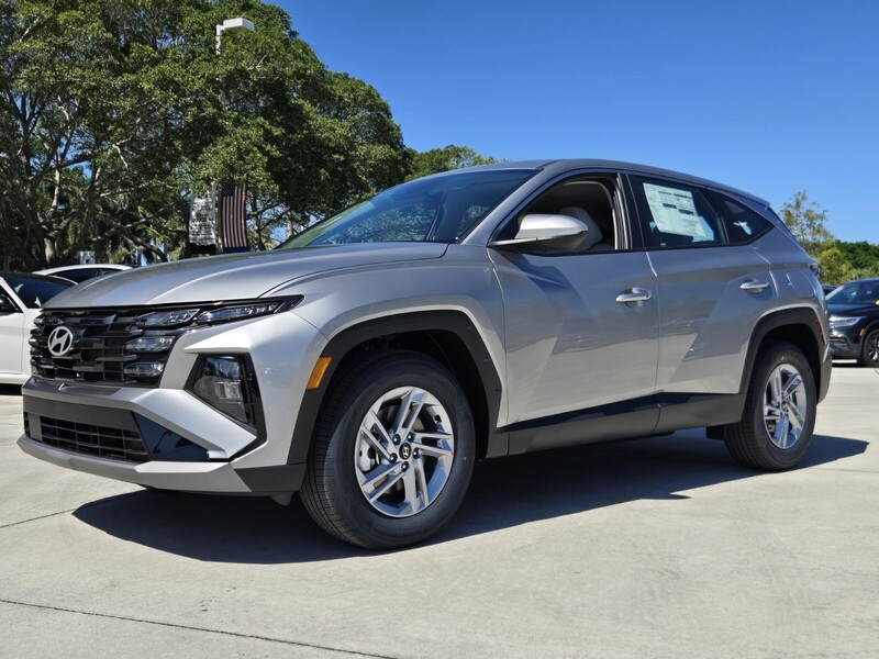 New 2026 HYUNDAI TUCSON SE FWD in DAVIE, FLORIDA