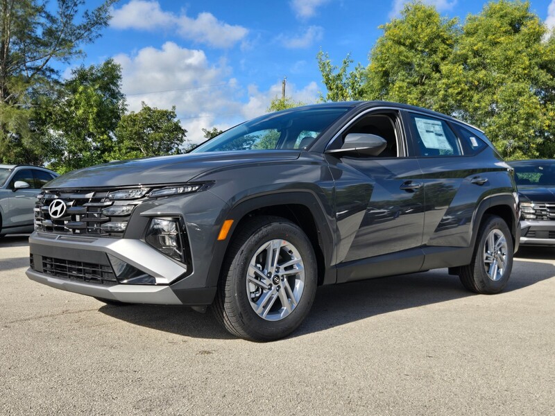 New 2026 HYUNDAI TUCSON SE FWD in DAVIE, FLORIDA