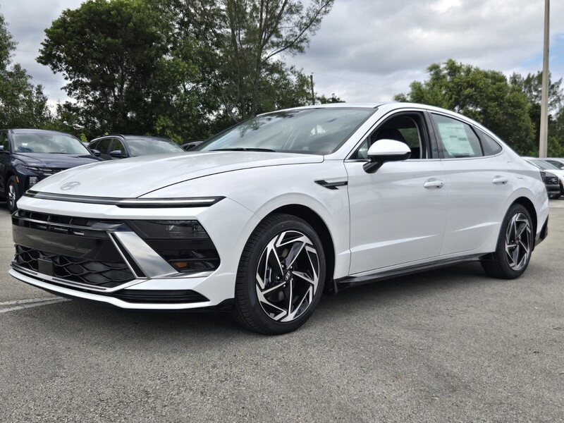 New 2027 HYUNDAI SONATA SEL SPORT FWD in DAVIE, FLORIDA