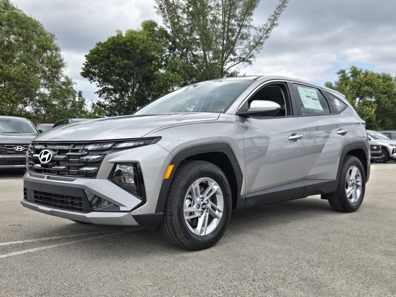 New 2026 HYUNDAI TUCSON SE FWD in DAVIE, FLORIDA