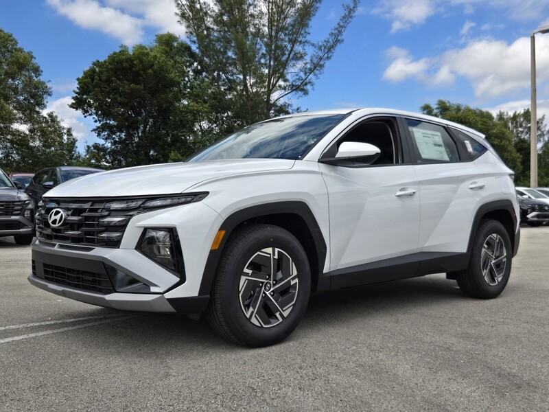 New 2026 HYUNDAI TUCSON HYBRID SE FWD in DAVIE, FLORIDA