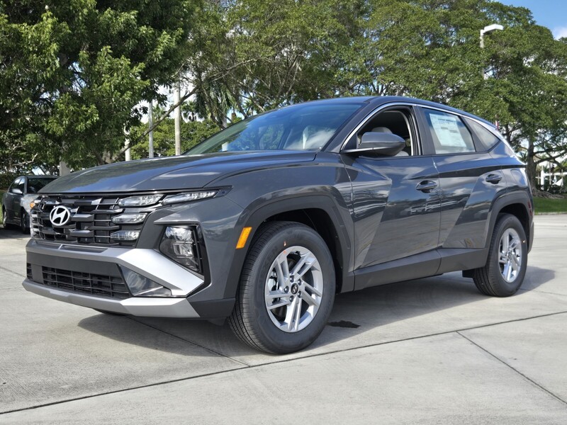 New 2026 HYUNDAI TUCSON SE FWD in DAVIE, FLORIDA
