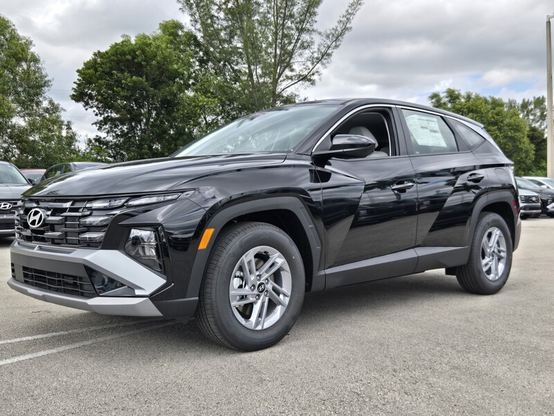 New 2026 HYUNDAI TUCSON SE FWD in DAVIE, FLORIDA