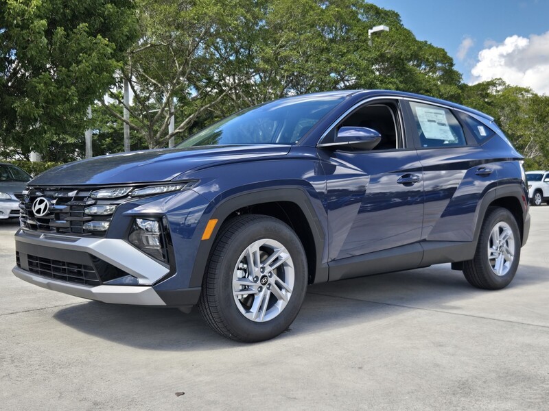 New 2026 HYUNDAI TUCSON SE FWD in DAVIE, FLORIDA