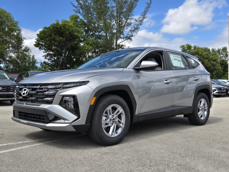 New 2026 HYUNDAI TUCSON SE FWD in DAVIE, FLORIDA