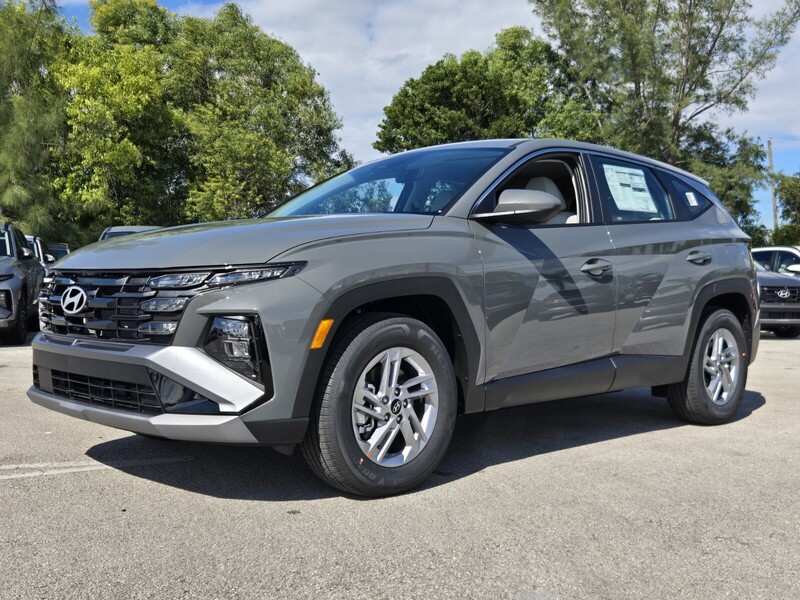 New 2026 HYUNDAI TUCSON SE FWD in DAVIE, FLORIDA