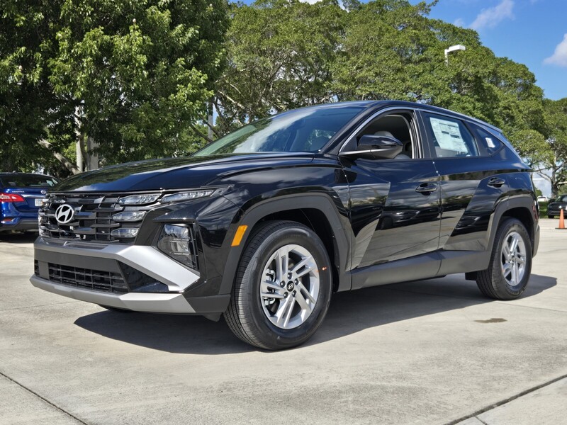 New 2026 HYUNDAI TUCSON SE FWD in DAVIE, FLORIDA