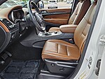 Used 2021 JEEP GRAND CHEROKEE OVERLAND 4X4 in FT. PIERCE, FLORIDA (Photo 12)
