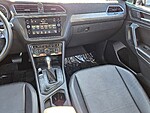 Used 2018 Volkswagen Tiguan 2.0T SEL FWD in FT. PIERCE, FLORIDA (Photo 16)