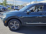 Used 2018 Volkswagen Tiguan 2.0T SEL FWD in FT. PIERCE, FLORIDA (Photo 8)