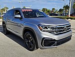 Used 2022 Volkswagen Atlas Cross Sport 3.6L V6 SEL R-LINE in FT. PIERCE, FLORIDA (Photo 1)