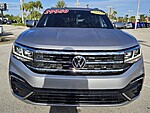 Used 2022 Volkswagen Atlas Cross Sport 3.6L V6 SEL R-LINE in FT. PIERCE, FLORIDA (Photo 12)