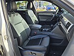 Used 2022 Volkswagen Atlas Cross Sport 3.6L V6 SEL R-LINE in FT. PIERCE, FLORIDA (Photo 25)