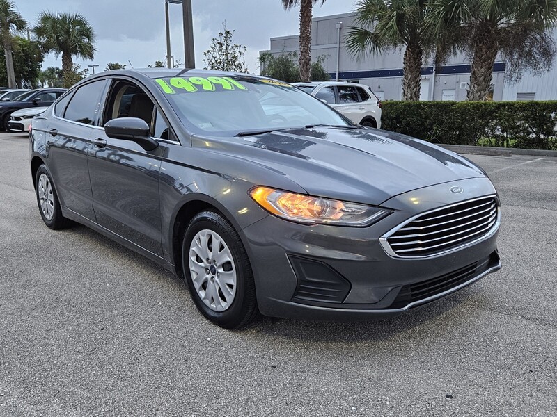 Used 2019 FORD FUSION S in FT. PIERCE, FLORIDA