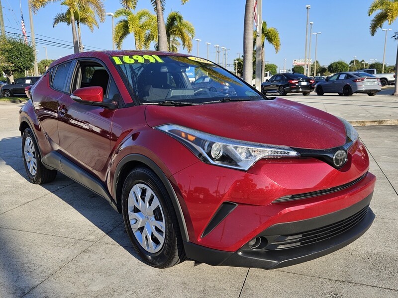 Used 2019 TOYOTA C-HR LE in FT. PIERCE, FLORIDA