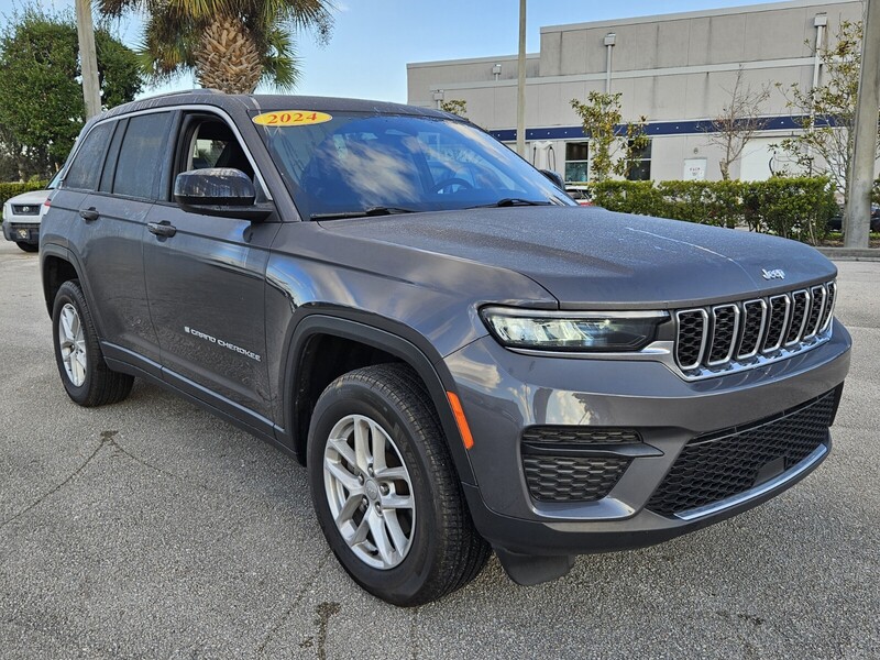 Used 2024 JEEP GRAND CHEROKEE LAREDO X in FT. PIERCE, FLORIDA