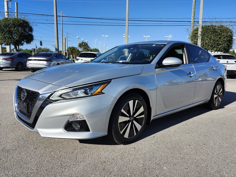 Used 2019 NISSAN ALTIMA 2.5 SV in FT. PIERCE, FLORIDA