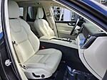 Used 2020 VOLVO XC60 MOMENTUM in FT. PIERCE, FLORIDA (Photo 23)