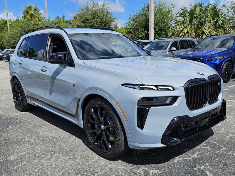 New 2026 BMW X7 M60I in FT. PIERCE, FLORIDA