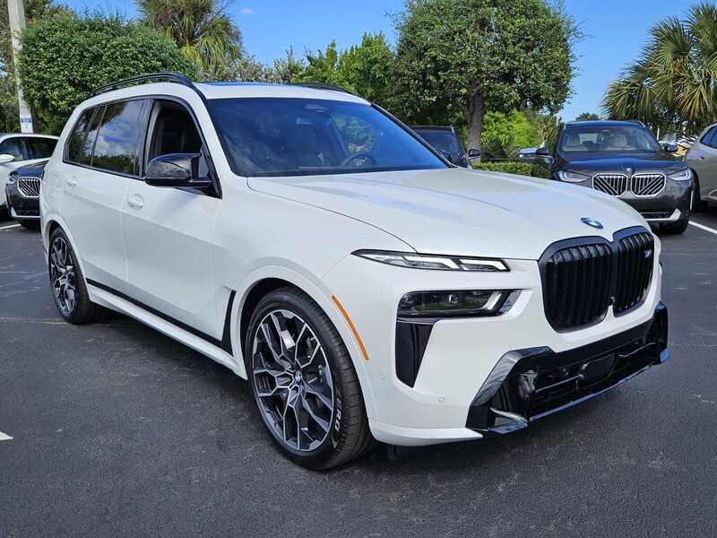 New 2026 BMW X7 M60I in FT. PIERCE, FLORIDA