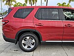 New 2025 Honda Pilot EX-L in FT. PIERCE, FLORIDA (Photo 4)