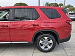 New 2025 Honda Pilot EX-L in FT. PIERCE, FLORIDA (Photo 8)