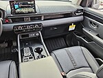 New 2025 Honda Pilot EX-L in FT. PIERCE, FLORIDA (Photo 17)