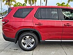 New 2025 Honda Pilot EX-L in FT. PIERCE, FLORIDA (Photo 4)