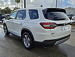 New 2025 Honda Pilot EX-L in FT. PIERCE, FLORIDA (Photo 6)