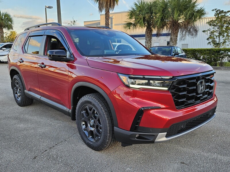 New 2025 Honda Pilot TRAILSPORT in FT. PIERCE, FLORIDA